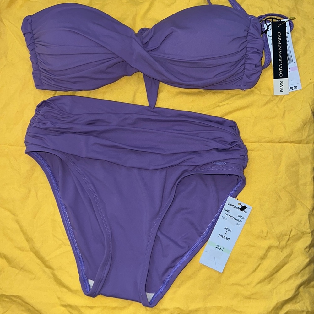 Carmen M Valvo  2 Pc Twist Bandeau Bikini.  NWT.  Top Size 6. Bottom Size 4.